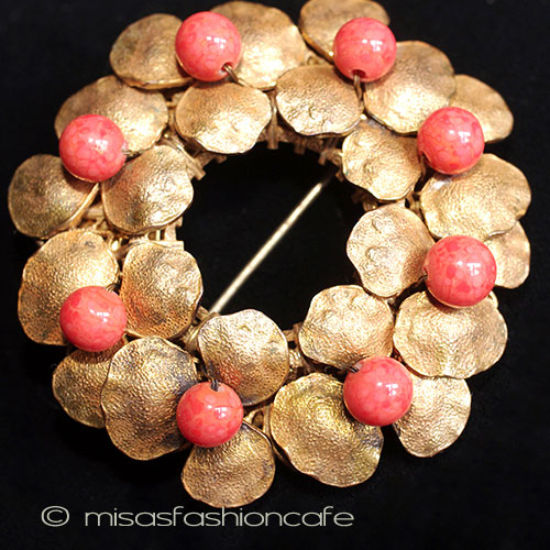 （画像用） ミリアムハスケル ブローチ スミレのお花リース