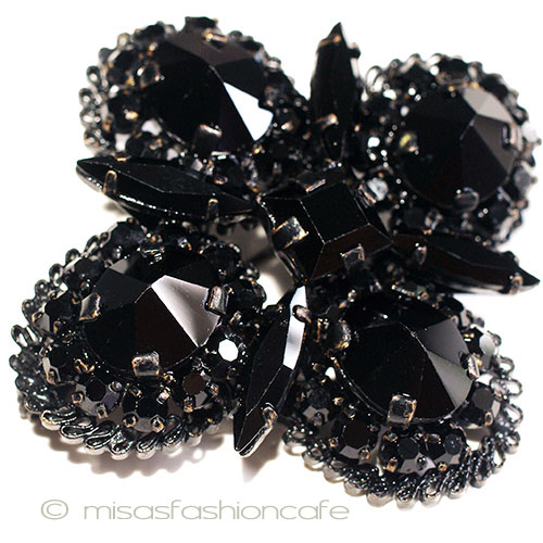 （画像用） Austria　オーストリア製 フレンチジェット　ブローチ