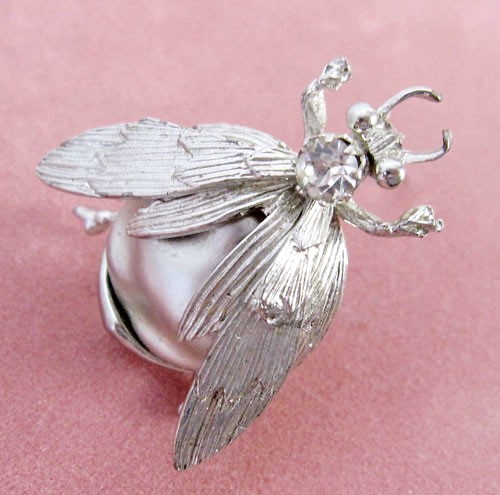 （画像用） アンティーク　 てんとう虫ブローチ