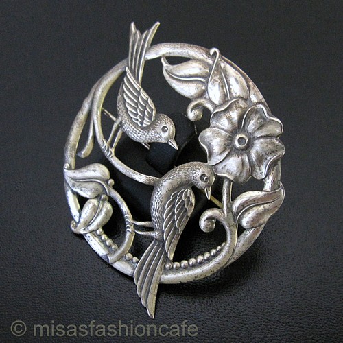 （画像用） スターリングシルバー 鳥と花　銀製ブローチ