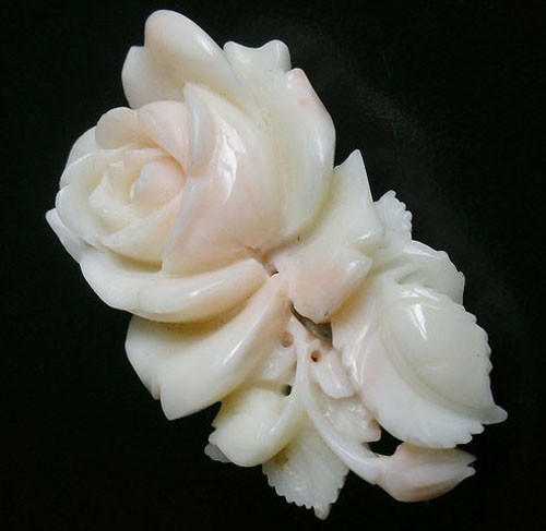 （画像用） 珊瑚コーラル ローズブローチ