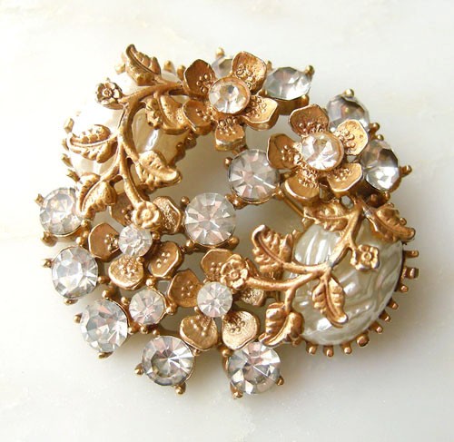 （画像用） バロックパール花ブローチ