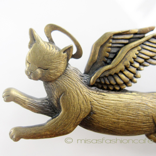 （画像用） エンジェル猫ねこブローチ