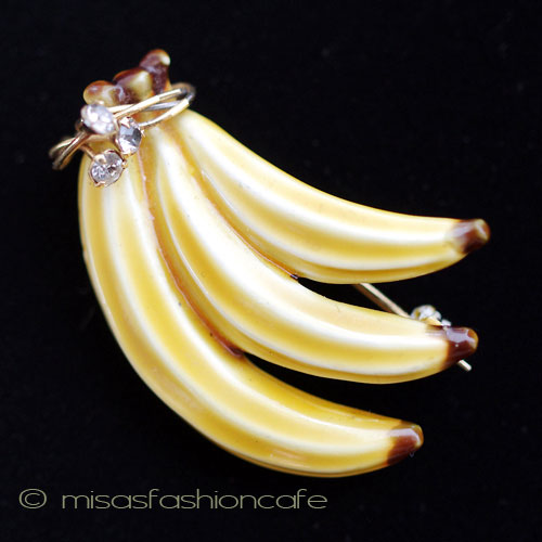（画像用） HAR　バナナ　ブローチ
