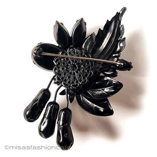 （画像用） ヴィンテージジュエリー お花ブーケ　ブローチ