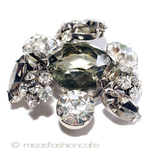 （画像用） Regency　リージェンシー クリスタル花　ブローチ