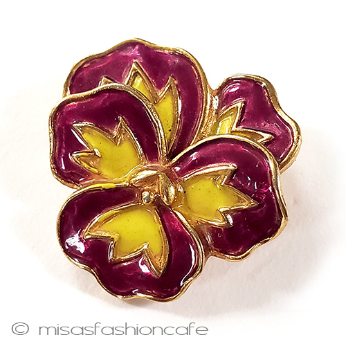 （画像用） Trifari　 トリファリ すみれ　 ブローチ