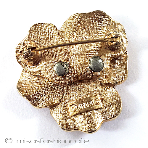 （画像用） Trifari　 トリファリ すみれ　 ブローチ