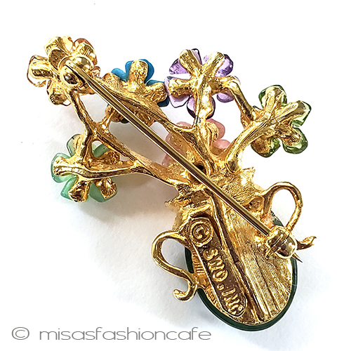 （画像用） ＳＷＯＢＯＤＡ・スワボダ 真珠・天然石の花瓶ブローチ