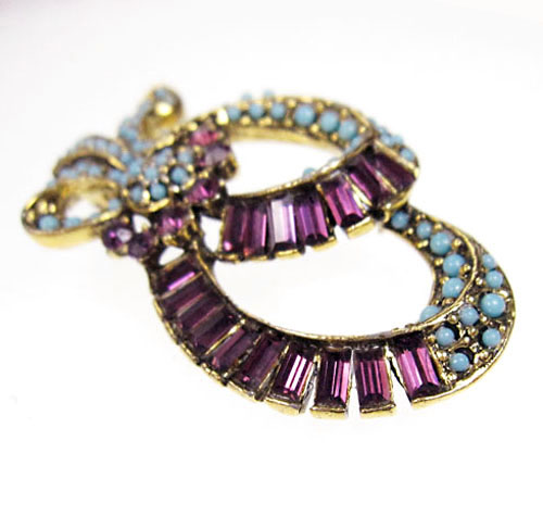 （画像用） アンティーク 　りぼんブローチ