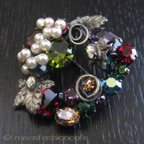 （画像用） オーストリア葡萄 ブローチ