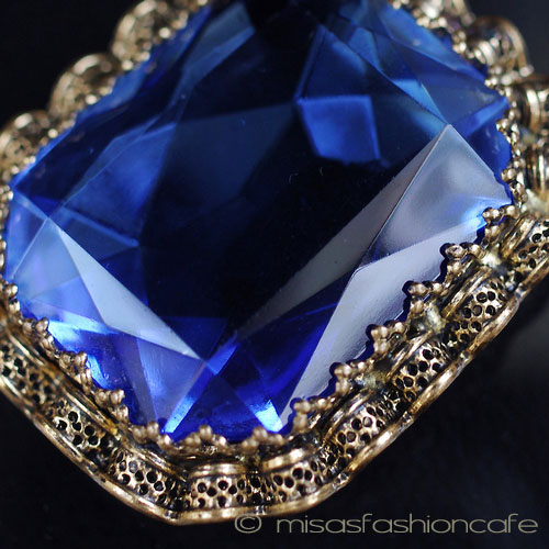 （画像用） アートグラス　ブローチ