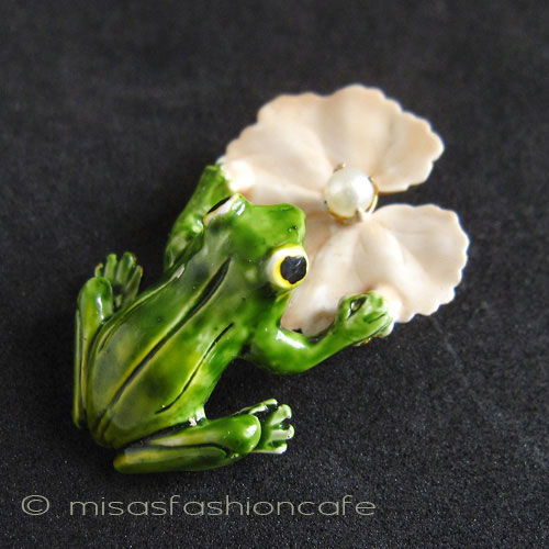（画像用） Original By Robert　 蛙カエル　ブローチ