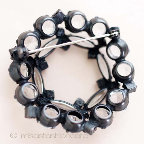 （画像用） クリスタル　ブローチ