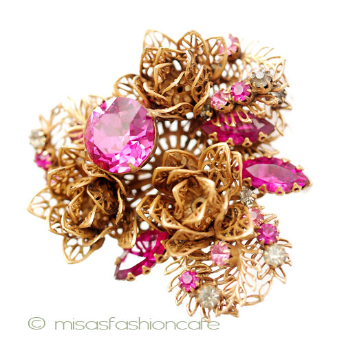 （画像用） Vendome　ヴァンドーム　 フラワーブーケ ブローチ