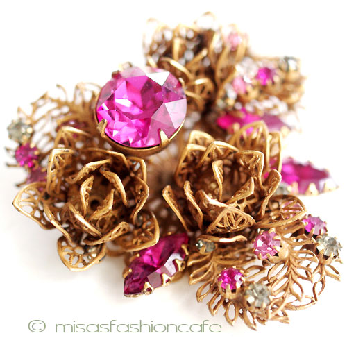 （画像用） Vendome　ヴァンドーム　 フラワーブーケ ブローチ