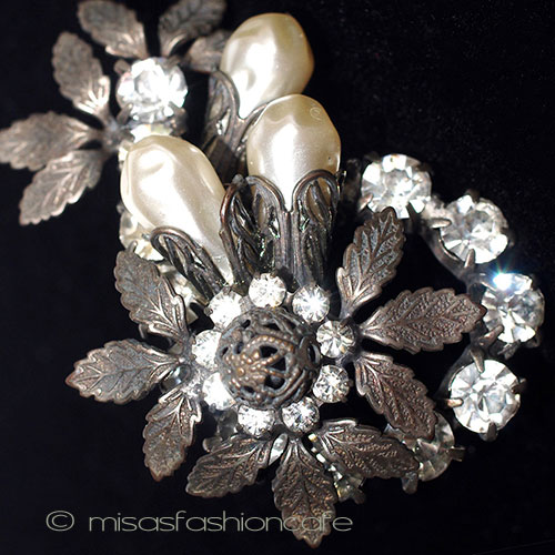 （画像用） パールRSお花ブローチ