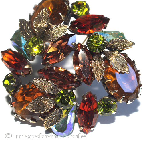 （画像用） ヴィンテージブローチ Regency　ガラス＆葉