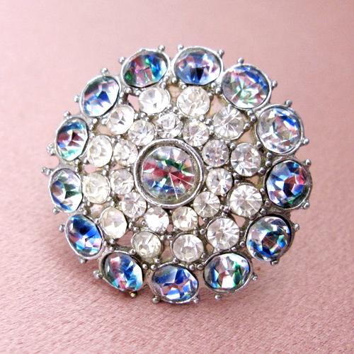 （画像用） アイリス ガラス ブローチ