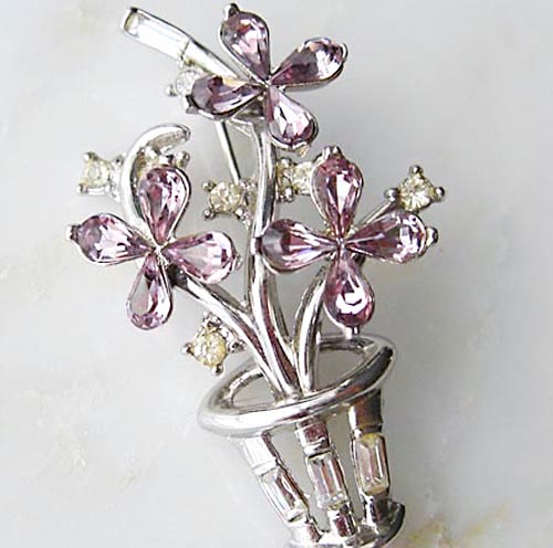 （画像用） Trifari　トリファリ フラワーバスケット ブローチ