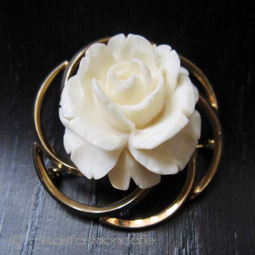 （画像用） 象牙アイボリー 12Kgf ローズ　ブローチ