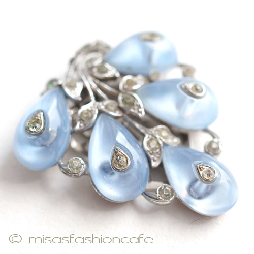 （画像用） TRIFARI　トリファリ １９３８年　ブローチ