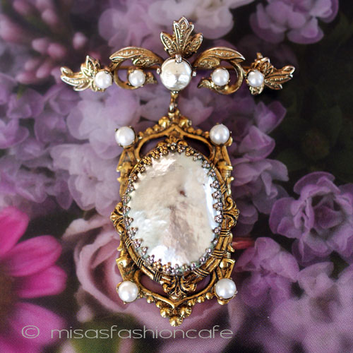 （画像用） アンティーク　ブローチ バロックパール