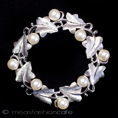 （画像用） Trifari　 トリファリ アイビーの葉　リース