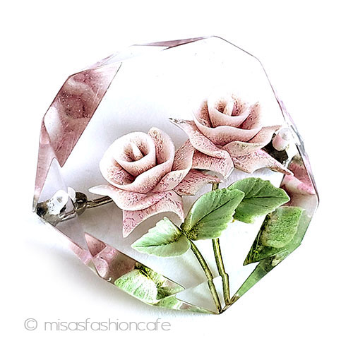 （画像用） ヴィンテージアクセサリー ローズブーケ 花ブローチ