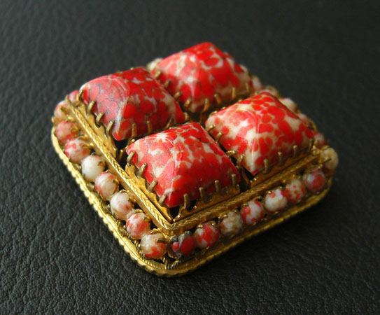 （画像用） チェコ製　ブローチ