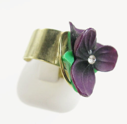 （画像用） パンジーすみれ　リング