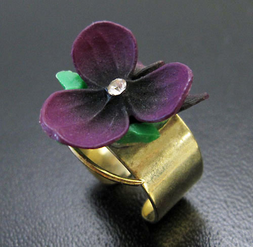 （画像用） パンジーすみれ　リング