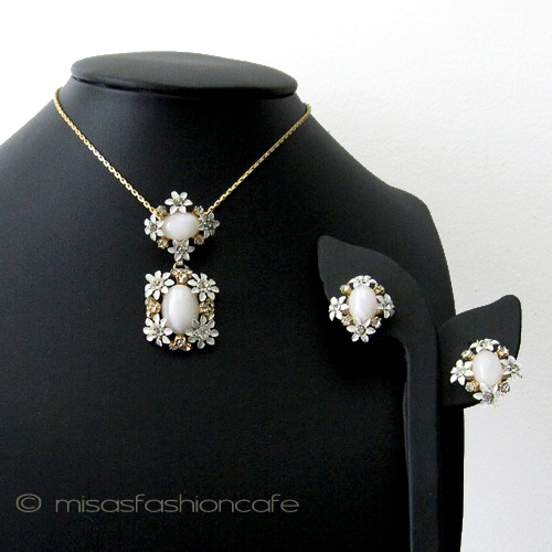 （画像用） エナメル白いお花セット