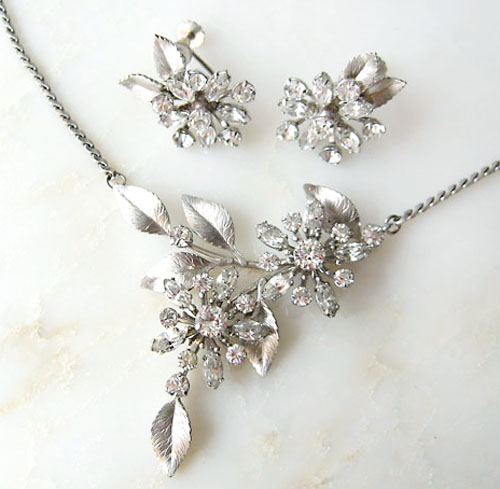 （画像用） ホワイトゴールドKrementz ネックレス＆イヤリングセット