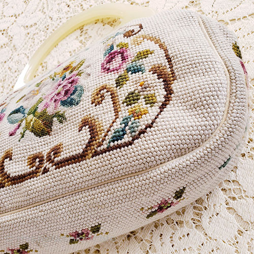 （画像用） ヴィンテージ花刺繍バッグ セルロイド製フレーム