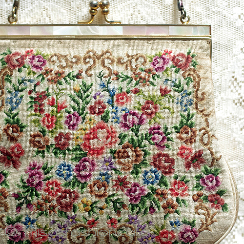 （画像用） アンティークバッグ プチポアン　花刺繍
