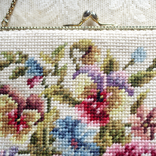 （画像用） ヴィンテージ刺繍バッグ（大） スミレのお花　プチポアン