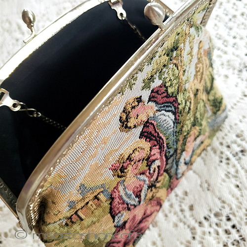 （画像用） アンティークバッグ タペストリー　刺繍