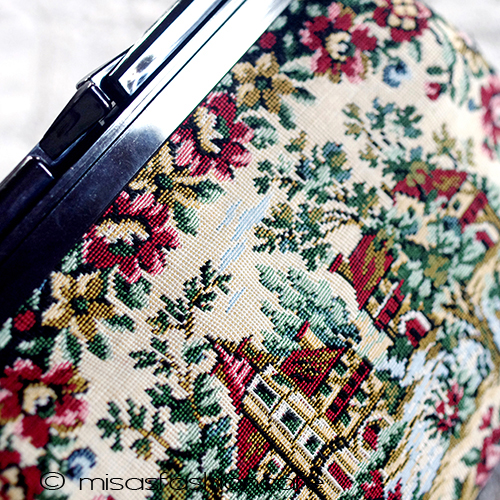 （画像用） ヴィンテージ刺繍バッグ タペストリー　お花と家