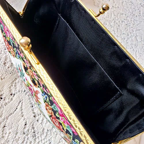 （画像用） ヴィンテージ　バッグ 総刺繍お花プチポアン