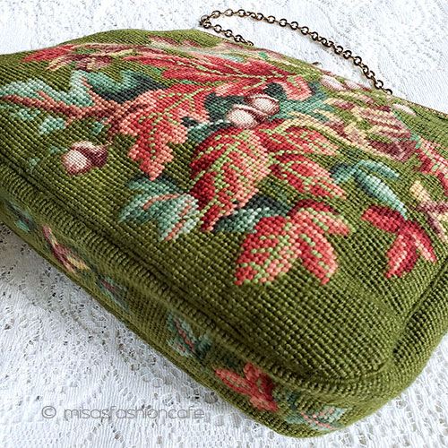 （画像用） ビンテージバッグ　特大 どんぐり刺繍プチポアン