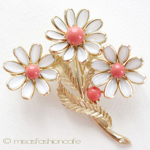 （画像用） Ｔｒｉｆａｒｉ　 トリファリ ガラスのお花セット