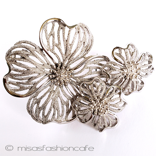 （画像用） ヴィンテージアクセサリー トリファリ　ハナミズキ