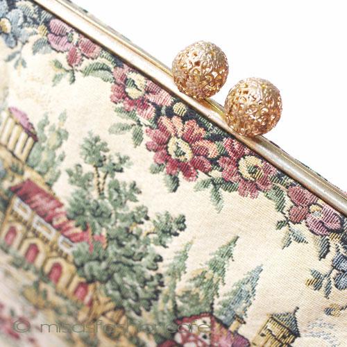 （画像用） ヴィンテージバッグ　 仏製　花と町並み刺繍