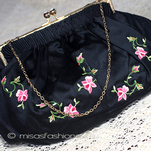 （画像用） ヴィンテージバッグ　仏製 お花刺繍とビジュー金具