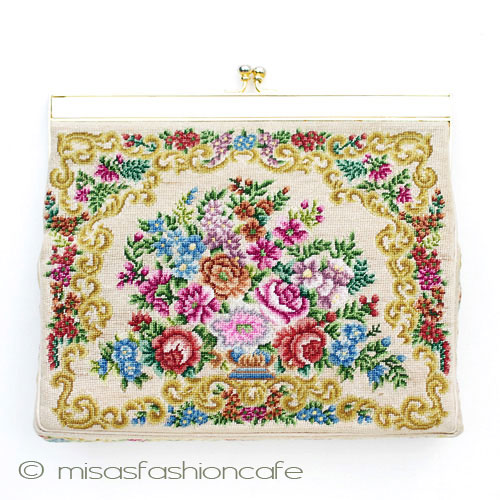 （画像用） ヴィンテージバッグ　 総刺繍お花 プチポアン