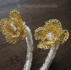 （画像用） Lavish ピアス　 18Kgp　フラワー・ フープ