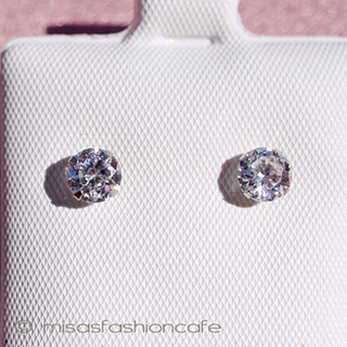 （画像用） 14金　ホワイトゴールド ジルコニアダイヤ　ピアス