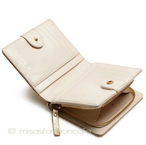 （画像用） ケイトスペード 　お財布 ゴールド花