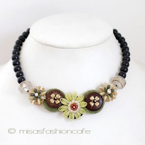 （画像用） NY お花ネックレス オータム･シーズン